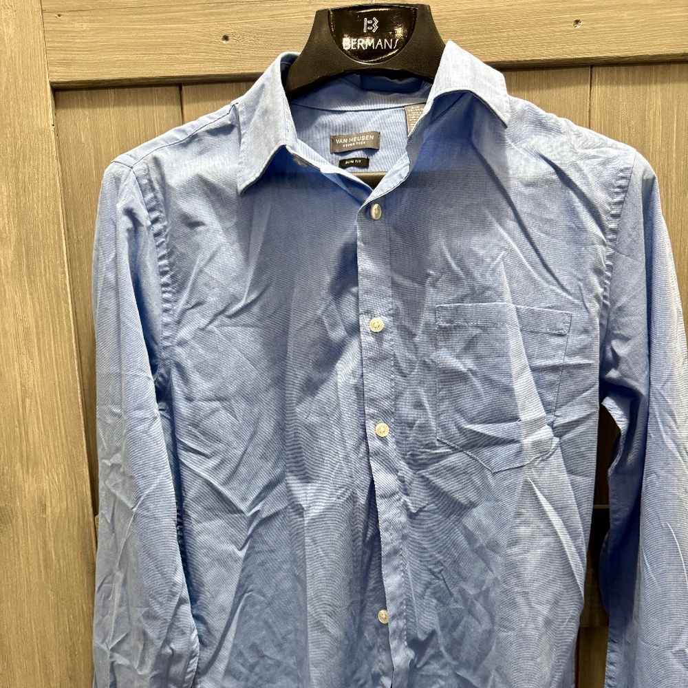 Van Heusen Men's Never Tuck Stretch Solid Blue Button Down | Slim Fit | Size S